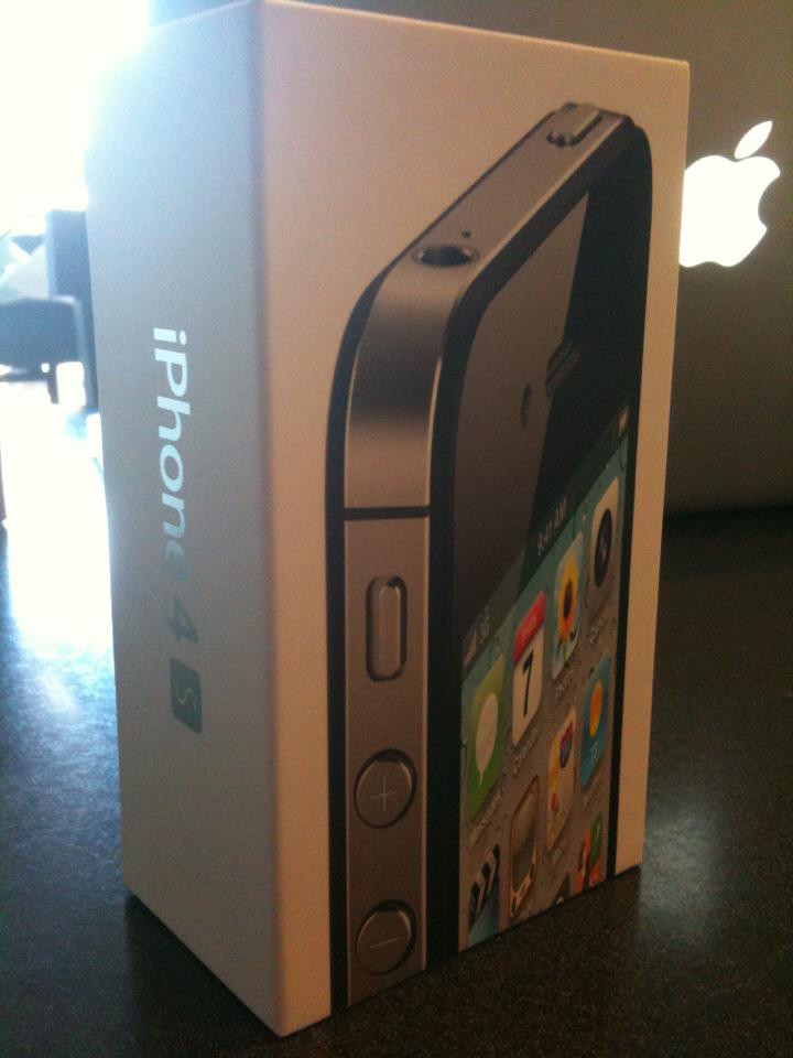 Friday Fave: iPhone 4S & iOS 5