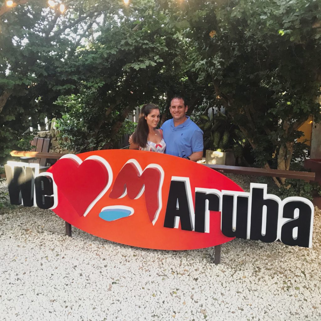 A 10th Anniversary Surprise: Vacation in Aruba | Rachel Rambach